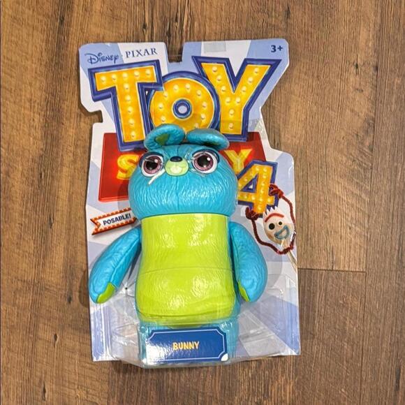 Toy Story 4 Bunny Figure‎ - Blue and Green New In Package - Picture 1 of 1